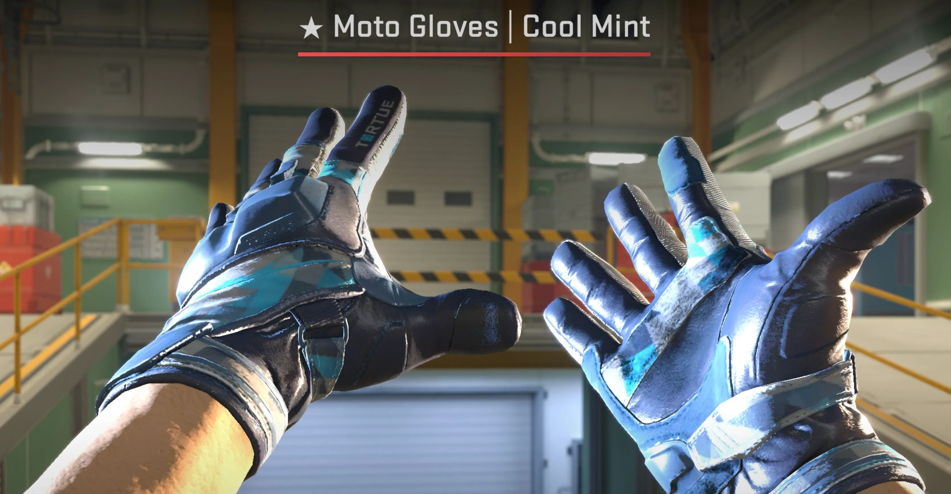 Moto Gloves Cool Mint